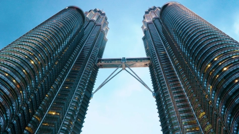Twin Towers in Kuala Lumpur.jpg